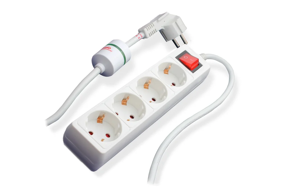 razklonitel-sas-zashtita-661114sg-4-ka Разклонител със Защита -661114sg 4-ка/ - Image 1