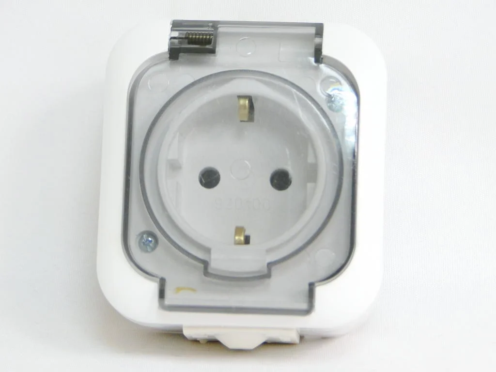 pkom-elektricheski-kontakt-edin-n2-s51gm-byal-leksa Пком Електрически контакт Един. Н2-с51gm бял Лекса - Image 1